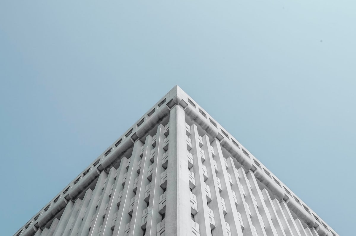 欧冠前瞻:英超三队同日出征,曼城喜鹊主场遇劲敌,蓝军客场战黑马